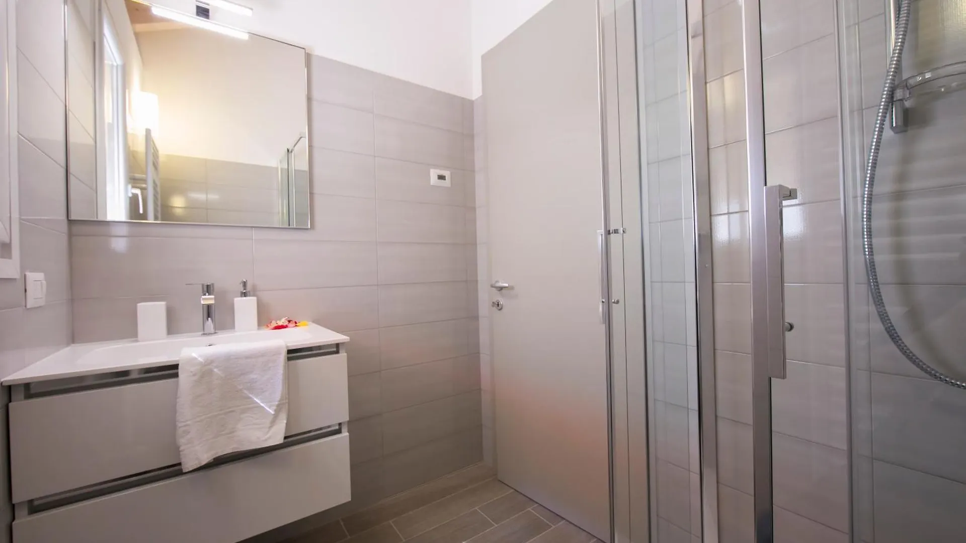 Apartment Paradiso Di Menaggio Penthouse