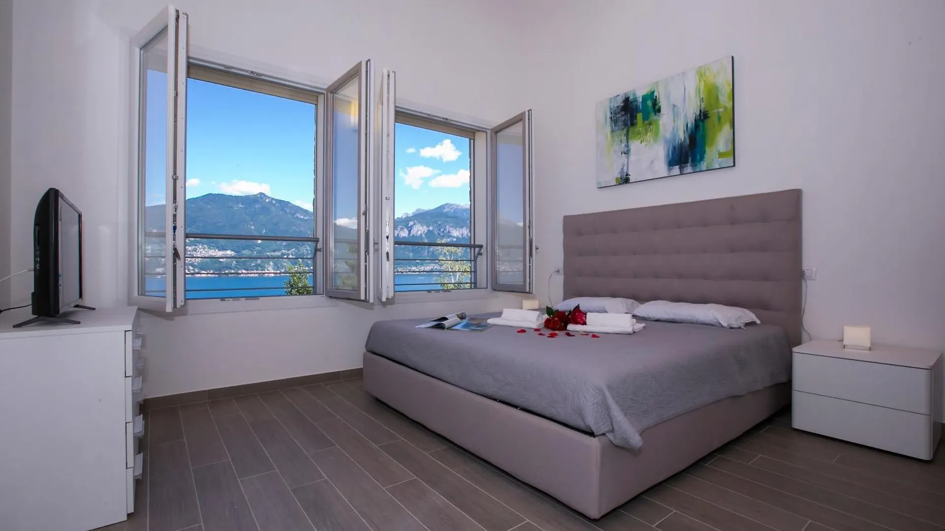 Paradiso Di Menaggio Penthouse 0*,